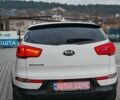 Білий Кіа Sportage, об'ємом двигуна 2 л та пробігом 211 тис. км за 15300 $, фото 8 на Automoto.ua