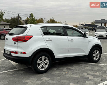 Белый Киа Sportage, объемом двигателя 1.7 л и пробегом 192 тыс. км за 13800 $, фото 4 на Automoto.ua