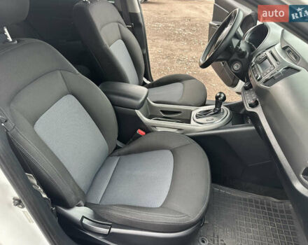 Белый Киа Sportage, объемом двигателя 2.36 л и пробегом 254 тыс. км за 12700 $, фото 33 на Automoto.ua