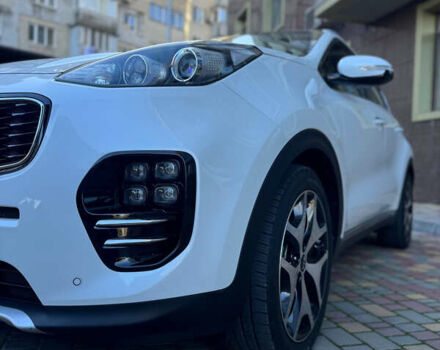 Белый Киа Sportage, объемом двигателя 2 л и пробегом 135 тыс. км за 20100 $, фото 34 на Automoto.ua