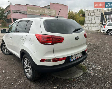 Белый Киа Sportage, объемом двигателя 2.36 л и пробегом 254 тыс. км за 12700 $, фото 14 на Automoto.ua