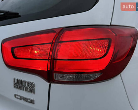 Белый Киа Sportage, объемом двигателя 1.7 л и пробегом 142 тыс. км за 14999 $, фото 17 на Automoto.ua