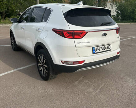 Білий Кіа Sportage, об'ємом двигуна 1.7 л та пробігом 137 тис. км за 16999 $, фото 11 на Automoto.ua