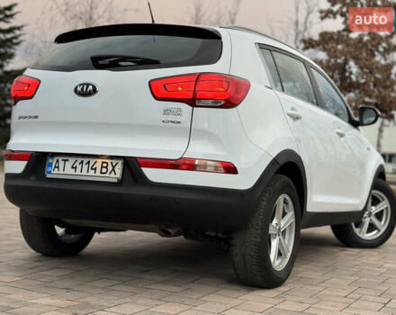 Белый Киа Sportage, объемом двигателя 1.7 л и пробегом 142 тыс. км за 14999 $, фото 11 на Automoto.ua