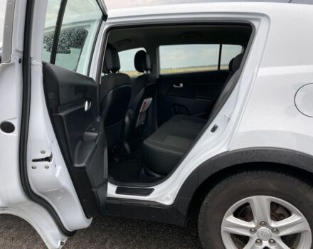 Белый Киа Sportage, объемом двигателя 1.6 л и пробегом 232 тыс. км за 12500 $, фото 8 на Automoto.ua