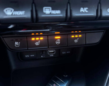 Белый Киа Sportage, объемом двигателя 2 л и пробегом 135 тыс. км за 20100 $, фото 25 на Automoto.ua