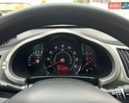Белый Киа Sportage, объемом двигателя 2.36 л и пробегом 254 тыс. км за 12700 $, фото 36 на Automoto.ua