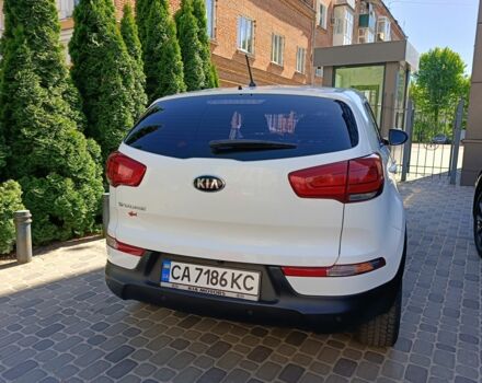 Білий Кіа Sportage, об'ємом двигуна 2 л та пробігом 110 тис. км за 15900 $, фото 2 на Automoto.ua