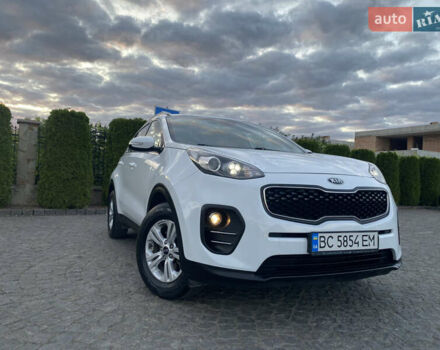 Кіа Sportage 2016 у Львові на Automoto.ua Білий Кіа Sportage, об'ємом двигуна 2 л та пробігом 89 тис. км за 17890 $, фото 41 на Automoto.ua