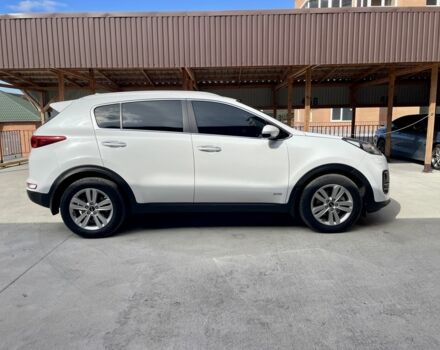 Белый Киа Sportage, объемом двигателя 2 л и пробегом 165 тыс. км за 18700 $, фото 3 на Automoto.ua