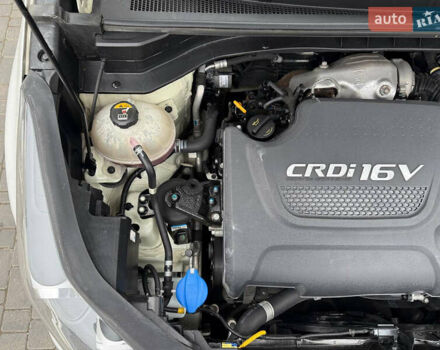 Белый Киа Sportage, объемом двигателя 2 л и пробегом 160 тыс. км за 17200 $, фото 56 на Automoto.ua