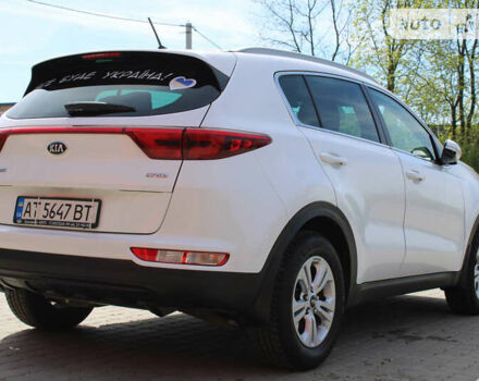 Белый Киа Sportage, объемом двигателя 1.69 л и пробегом 65 тыс. км за 17000 $, фото 4 на Automoto.ua