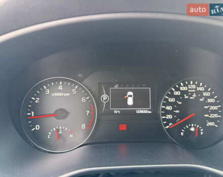 Белый Киа Sportage, объемом двигателя 2 л и пробегом 123 тыс. км за 19500 $, фото 14 на Automoto.ua