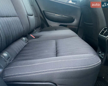 Белый Киа Sportage, объемом двигателя 2 л и пробегом 89 тыс. км за 17800 $, фото 75 на Automoto.ua