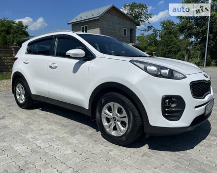 Білий Кіа Sportage, об'ємом двигуна 1.7 л та пробігом 138 тис. км за 16600 $, фото 9 на Automoto.ua