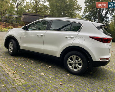 Белый Киа Sportage, объемом двигателя 2 л и пробегом 89 тыс. км за 17800 $, фото 18 на Automoto.ua