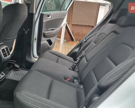 Белый Киа Sportage, объемом двигателя 1.7 л и пробегом 162 тыс. км за 16300 $, фото 27 на Automoto.ua