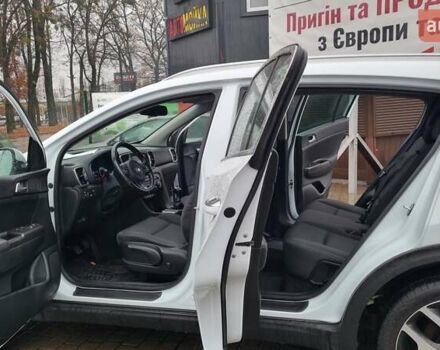 Белый Киа Sportage, объемом двигателя 1.7 л и пробегом 162 тыс. км за 16300 $, фото 26 на Automoto.ua