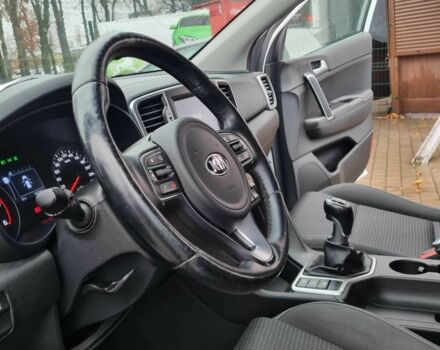 Белый Киа Sportage, объемом двигателя 1.7 л и пробегом 162 тыс. км за 16200 $, фото 19 на Automoto.ua
