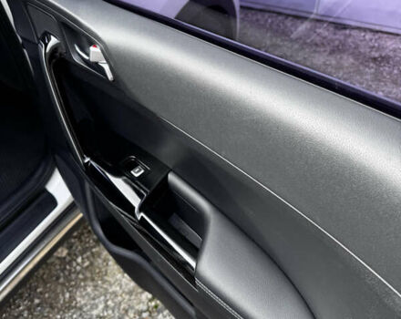 Белый Киа Sportage, объемом двигателя 2 л и пробегом 176 тыс. км за 17700 $, фото 28 на Automoto.ua