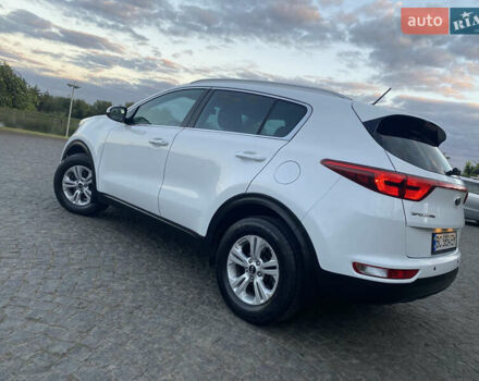 Кіа Sportage 2016 у Львові на Automoto.ua Білий Кіа Sportage, об'ємом двигуна 2 л та пробігом 89 тис. км за 17890 $, фото 27 на Automoto.ua