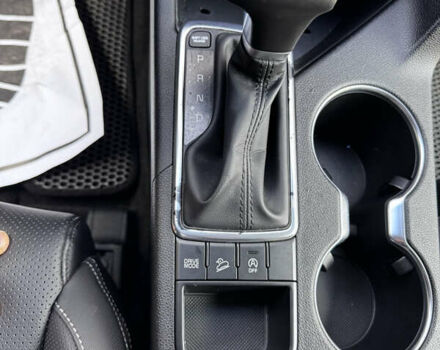 Белый Киа Sportage, объемом двигателя 2 л и пробегом 176 тыс. км за 17700 $, фото 22 на Automoto.ua