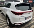 Киа Sportage 2016 в Николаеве на Automoto.ua Белый Киа Sportage, объемом двигателя 1.69 л и пробегом 130 тыс. км за 15700 $, фото 11 на Automoto.ua