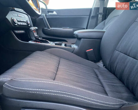 Белый Киа Sportage, объемом двигателя 2 л и пробегом 89 тыс. км за 17800 $, фото 52 на Automoto.ua