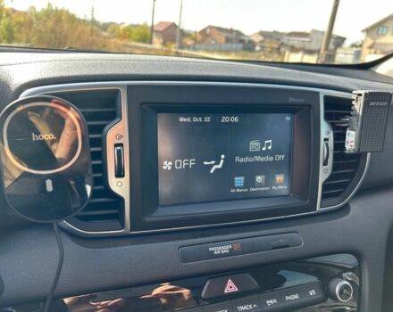 Белый Киа Sportage, объемом двигателя 2 л и пробегом 93 тыс. км за 22200 $, фото 14 на Automoto.ua