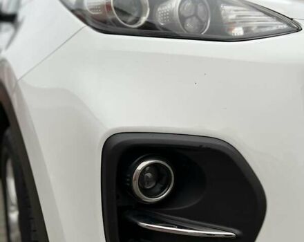Белый Киа Sportage, объемом двигателя 1.69 л и пробегом 201 тыс. км за 14200 $, фото 65 на Automoto.ua