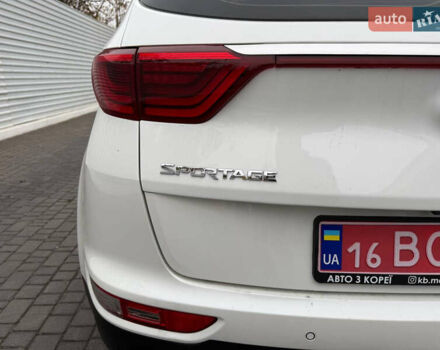 Белый Киа Sportage, объемом двигателя 2 л и пробегом 160 тыс. км за 17200 $, фото 43 на Automoto.ua