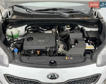 Белый Киа Sportage, объемом двигателя 1.69 л и пробегом 123 тыс. км за 16400 $, фото 12 на Automoto.ua