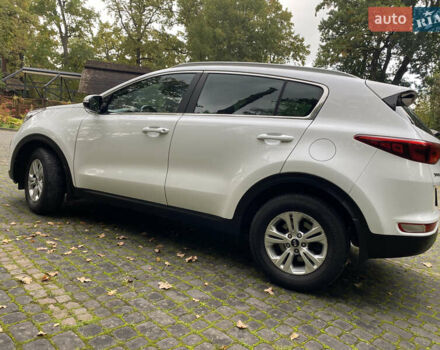 Белый Киа Sportage, объемом двигателя 2 л и пробегом 89 тыс. км за 17800 $, фото 19 на Automoto.ua