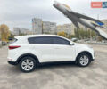 Белый Киа Sportage, объемом двигателя 1.7 л и пробегом 170 тыс. км за 16000 $, фото 19 на Automoto.ua