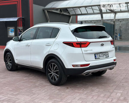 Белый Киа Sportage, объемом двигателя 2 л и пробегом 200 тыс. км за 18950 $, фото 2 на Automoto.ua