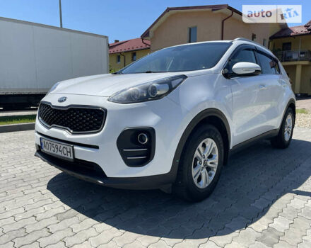 Білий Кіа Sportage, об'ємом двигуна 1.7 л та пробігом 138 тис. км за 16600 $, фото 10 на Automoto.ua