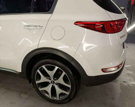 Белый Киа Sportage, объемом двигателя 2 л и пробегом 176 тыс. км за 17700 $, фото 14 на Automoto.ua