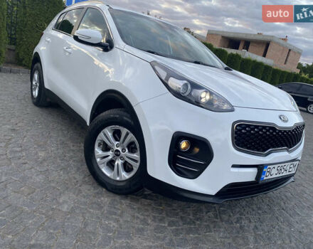 Кіа Sportage 2016 у Львові на Automoto.ua Білий Кіа Sportage, об'ємом двигуна 2 л та пробігом 89 тис. км за 17890 $, фото 11 на Automoto.ua