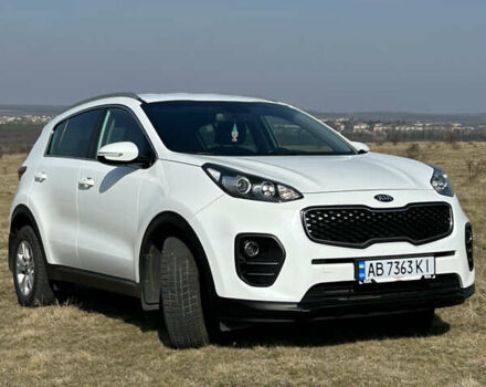 Білий Кіа Sportage, об'ємом двигуна 2 л та пробігом 92 тис. км за 17100 $, фото 3 на Automoto.ua