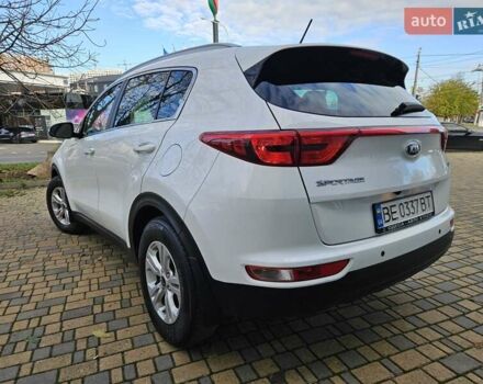 Белый Киа Sportage, объемом двигателя 1.69 л и пробегом 167 тыс. км за 15300 $, фото 7 на Automoto.ua