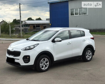 Білий Кіа Sportage, об'ємом двигуна 1.7 л та пробігом 90 тис. км за 16999 $, фото 1 на Automoto.ua