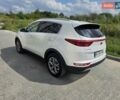 Белый Киа Sportage, объемом двигателя 2 л и пробегом 172 тыс. км за 18500 $, фото 6 на Automoto.ua