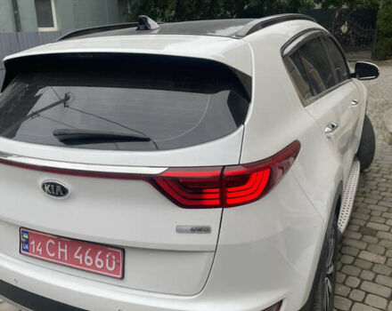 Білий Кіа Sportage, об'ємом двигуна 1.68 л та пробігом 79 тис. км за 18200 $, фото 4 на Automoto.ua