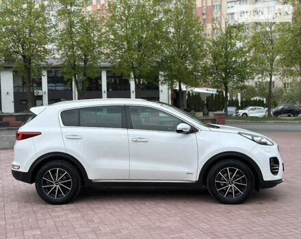 Белый Киа Sportage, объемом двигателя 2 л и пробегом 200 тыс. км за 18950 $, фото 11 на Automoto.ua