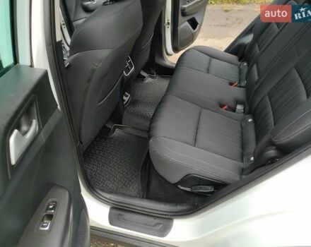 Белый Киа Sportage, объемом двигателя 2 л и пробегом 140 тыс. км за 16550 $, фото 5 на Automoto.ua