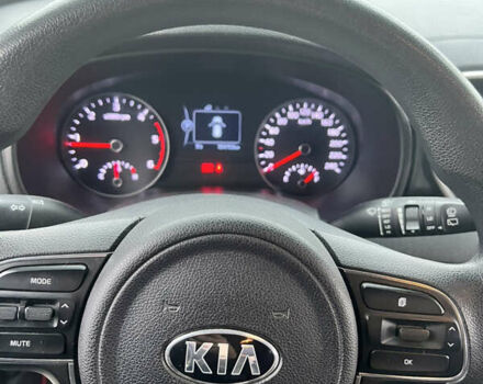 Белый Киа Sportage, объемом двигателя 1.7 л и пробегом 170 тыс. км за 16000 $, фото 14 на Automoto.ua