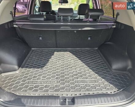 Белый Киа Sportage, объемом двигателя 2 л и пробегом 172 тыс. км за 18500 $, фото 25 на Automoto.ua