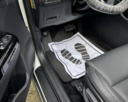 Белый Киа Sportage, объемом двигателя 2 л и пробегом 176 тыс. км за 17700 $, фото 26 на Automoto.ua