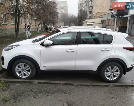Білий Кіа Sportage, об'ємом двигуна 2 л та пробігом 97 тис. км за 15500 $, фото 26 на Automoto.ua