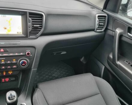 Белый Киа Sportage, объемом двигателя 1.7 л и пробегом 162 тыс. км за 16200 $, фото 22 на Automoto.ua